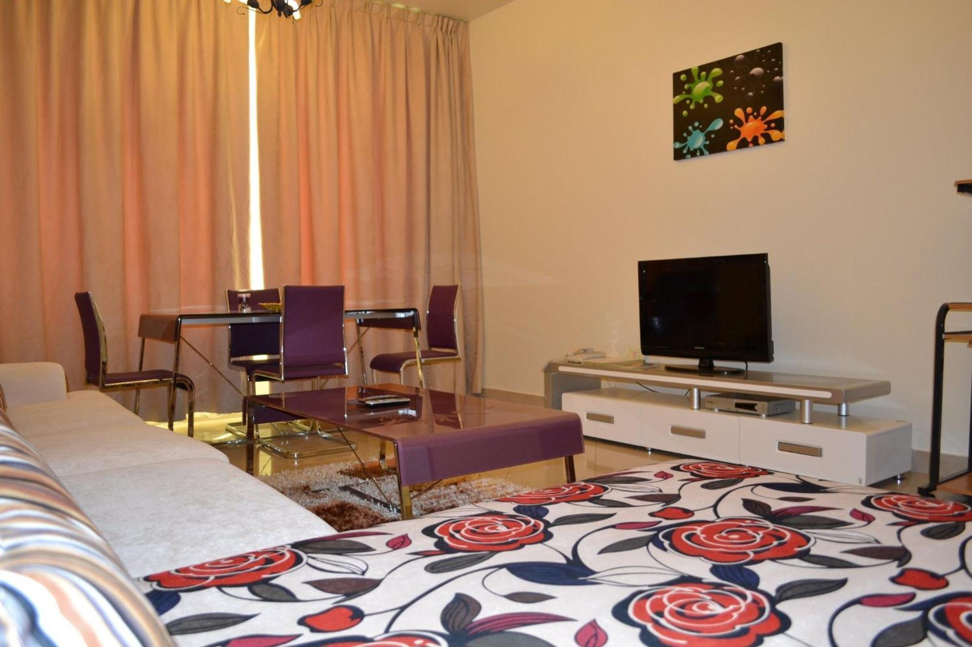 Abu Dhabi Plaza Hotel Apartments Exterior foto