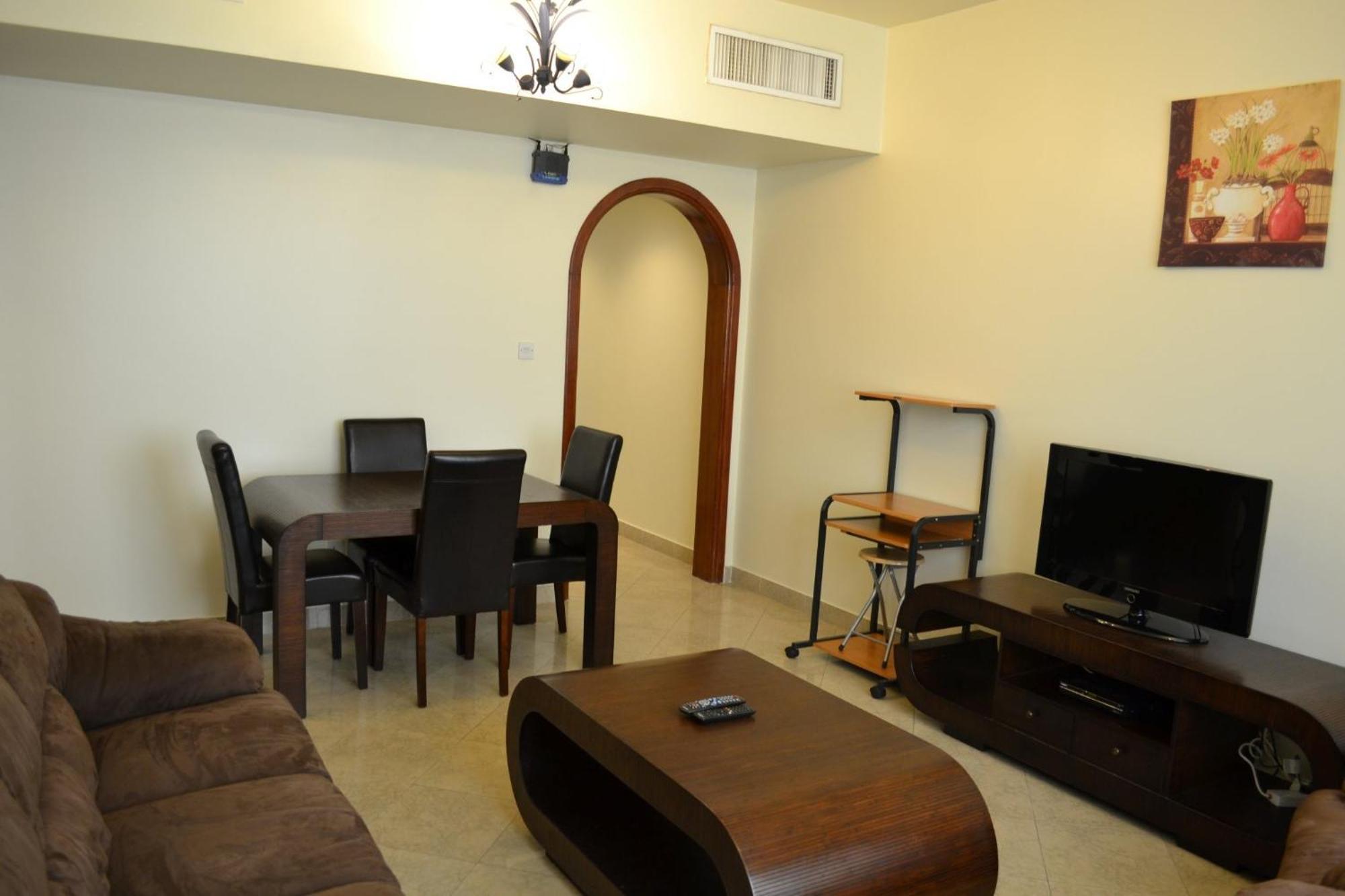 Abu Dhabi Plaza Hotel Apartments Exterior foto